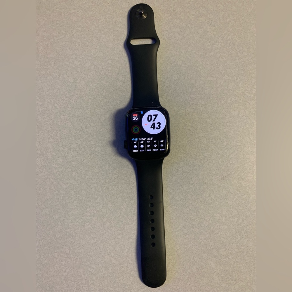 Apple Watch Series 7 45mm Midnight Aluminum Sport Band + GPS  Original Apple Box